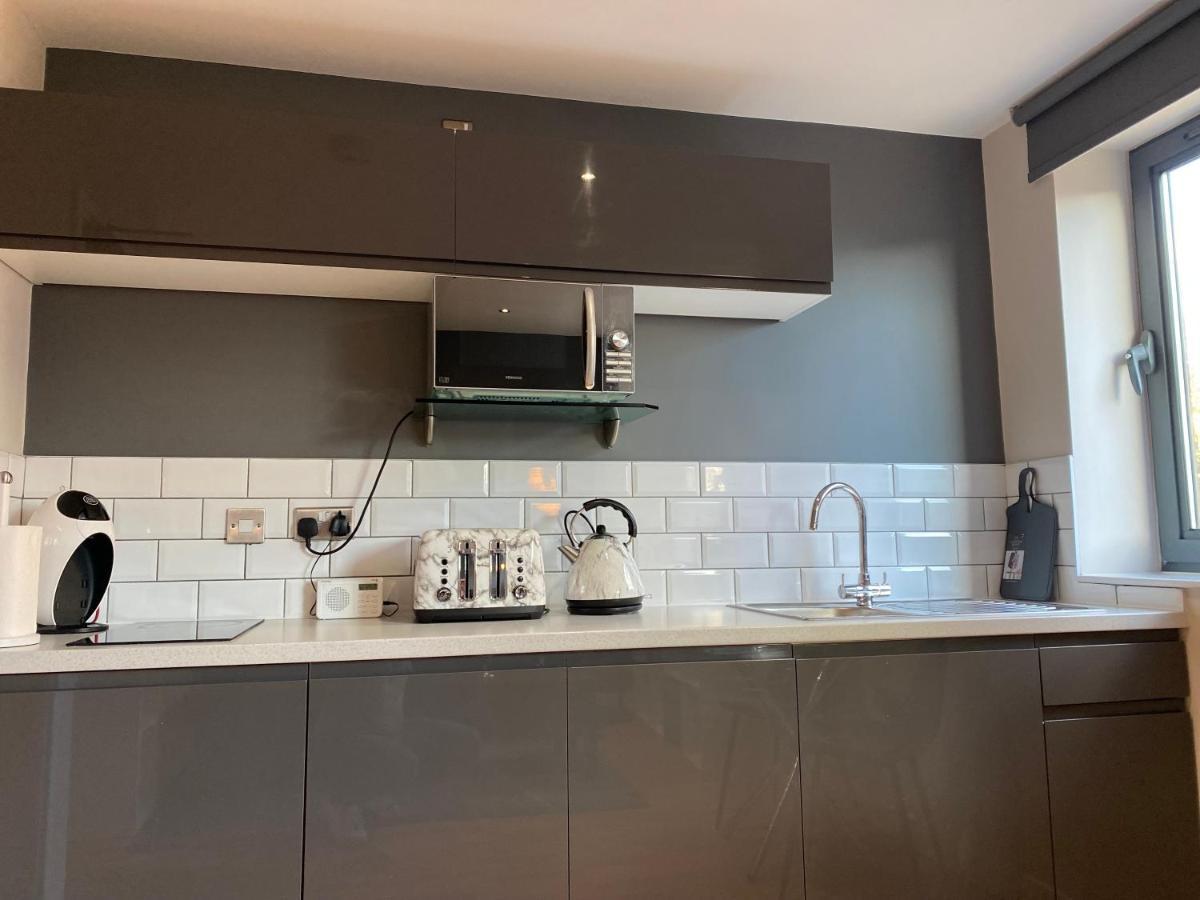 City Centre Modern Studio Apartment - Westone Free Wifi, Gym Access, Netflix Sheffield Exterior photo